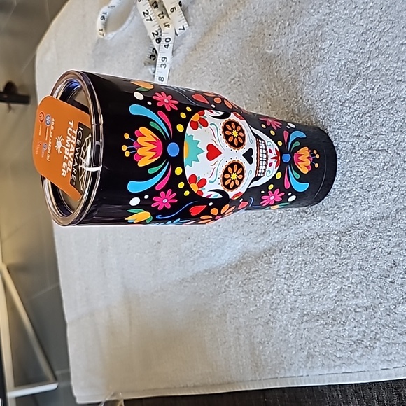 ICEWARE Other - NWT Last One 40 oz Tumbler